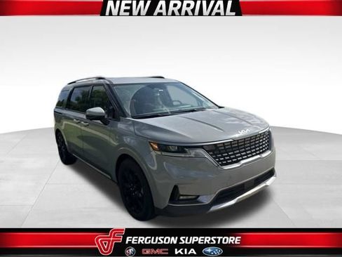 Used 2024 Kia Carnival SX FWD image 1