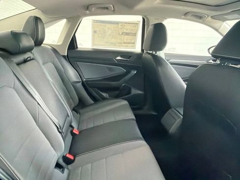 New 2026 Volkswagen Jetta SE FWD image 35