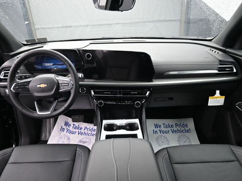 New 2026 Chevrolet Traverse LT w/ Driver Confidence Package AWD/4WD image 20
