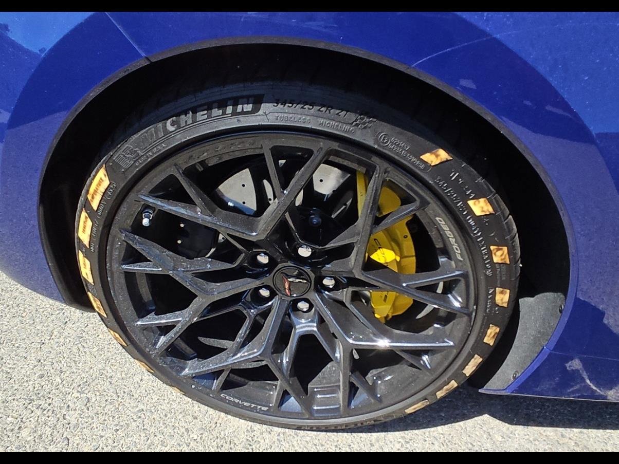 Used 2026 Chevrolet Corvette ZR1 w/ ZR1 Carbon Fiber Aero Package RWD image 24