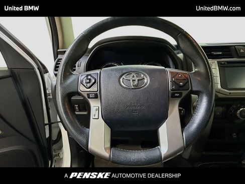 Used 2018 Toyota 4Runner SR5 Premium AWD/4WD image 6