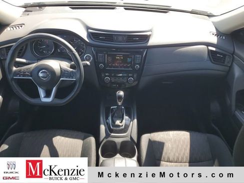 Used 2018 Nissan Rogue SV FWD image 24