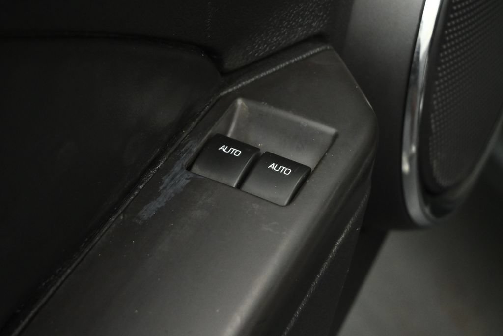 Used 2012 Ford Mustang GT Premium RWD image 49