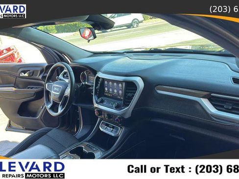 Used 2021 GMC Acadia SLE w/ Driver Convenience Package image 44