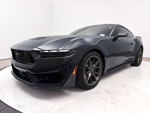 Used 2025 Ford Mustang Dark Horse image 15