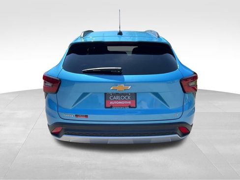 Used 2025 Chevrolet Trax LT w/ Driver Confidence Package FWD image 6