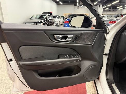 Used 2019 Volvo S60 T6 R-Design AWD/4WD image 23