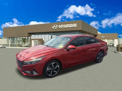 Used 2023 Hyundai Elantra Limited