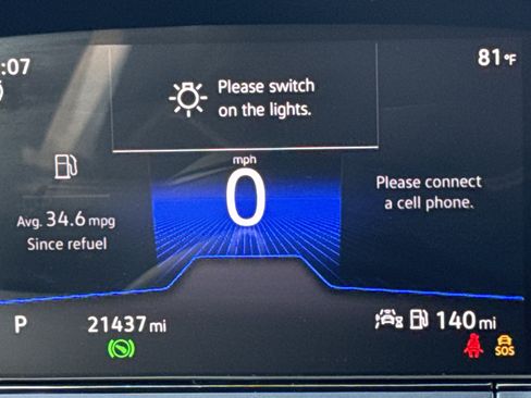 Used 2024 Volkswagen Taos SE image 30