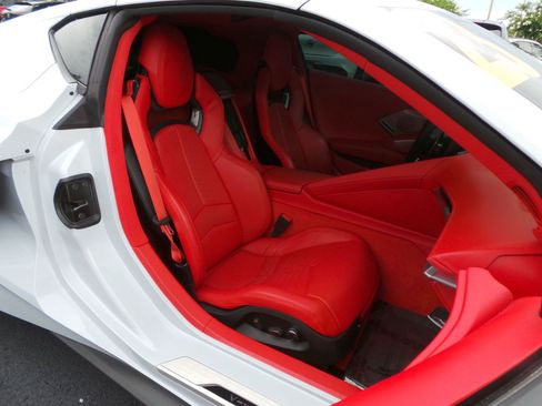 Used 2023 Chevrolet Corvette Stingray Premium Cpe w/ Z51 Performance Package RWD image 18