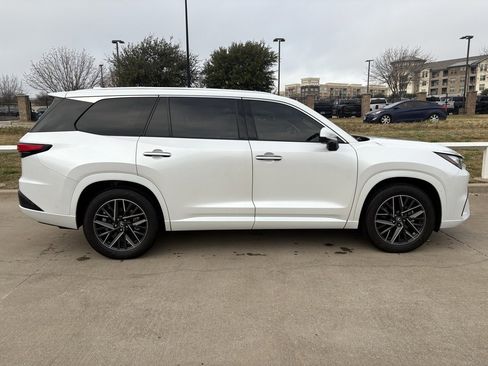 Used 2025 Lexus TX 350 AWD image 3