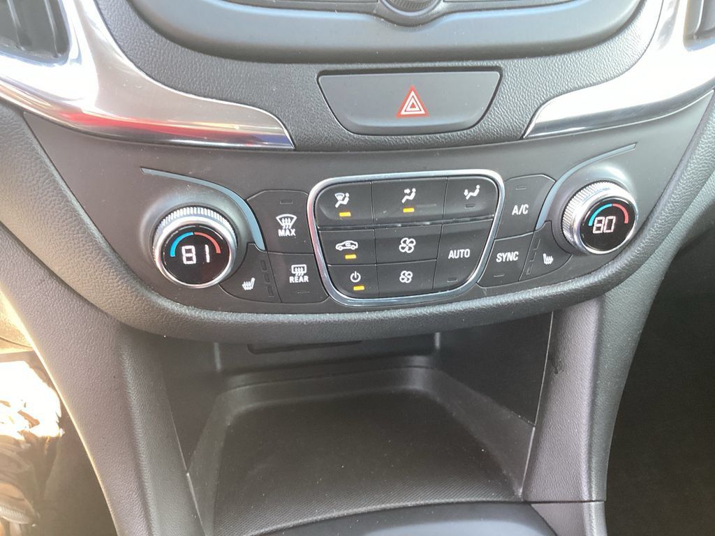 Used 2020 Chevrolet Equinox LT AWD/4WD image 27