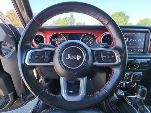 Used 2021 Jeep Wrangler Unlimited Rubicon AWD/4WD image 11