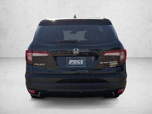 Used 2021 Honda Pilot Black Edition image 7