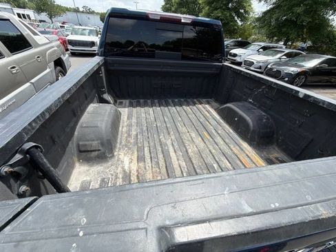 Used 2020 GMC Sierra 1500 SLT w/ SLT Premium Package AWD/4WD image 7