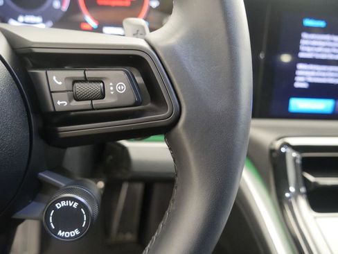 Certified 2025 Porsche Panamera image 40