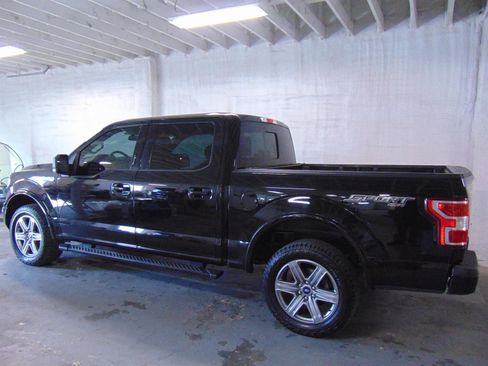 Used 2018 Ford F150 XLT w/ Equipment Group 302A Luxury image 4