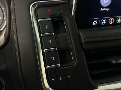 Used 2021 Chevrolet Tahoe LT image 20