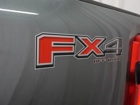 Used 2024 Ford F250 Platinum AWD/4WD image 21