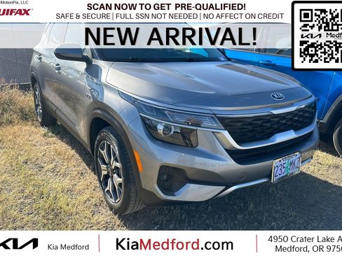 Used 2021 Kia Seltos EX AWD/4WD image 1