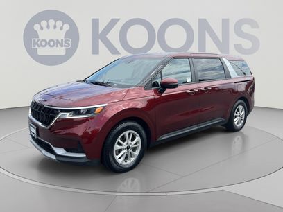 Used 2024 Kia Carnival LX