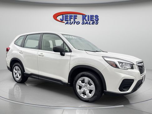 Used 2019 Subaru Forester AWD/4WD image 3