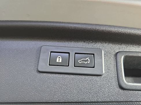 Used 2022 Subaru Forester Limited image 22