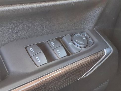 Used 2021 Chevrolet Silverado 1500 RST image 20