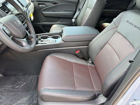 New 2026 Honda Ridgeline Black Edition image 5