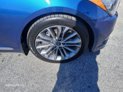 Used 2016 Hyundai Genesis 3.8 w/ Option Group 04 image 21