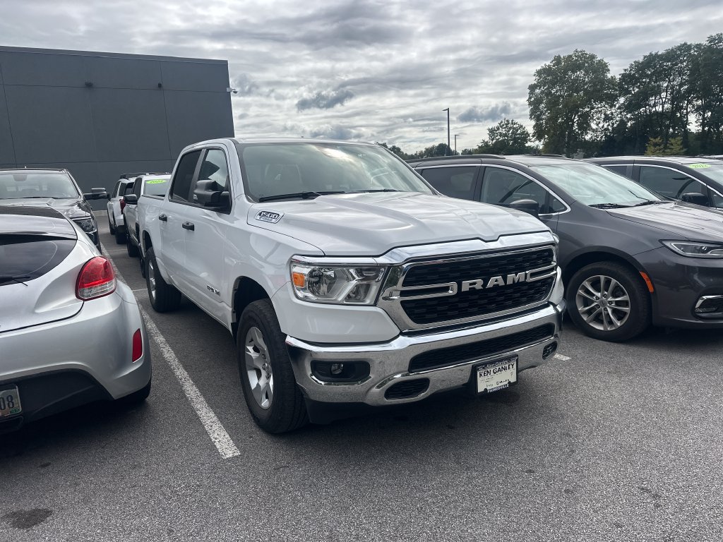 Used 2023 RAM 1500 Big Horn AWD/4WD image 4