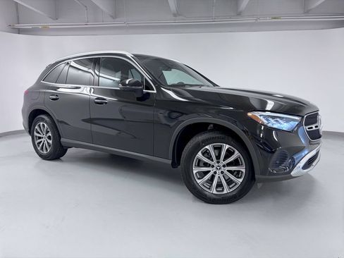 Certified 2026 Mercedes-Benz GLC 300 4MATIC image 9