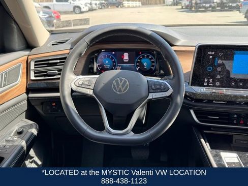 Certified 2024 Volkswagen Atlas SE w/ Panoramic Sunroof Package image 20