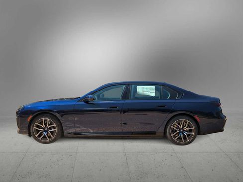 New 2026 BMW i7 xDrive60 image 5