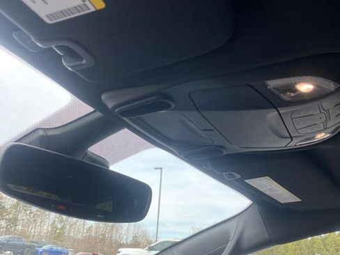 New 2026 Chrysler Pacifica Limited FWD image 19
