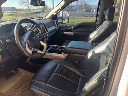 Used 2020 Ford F250 Lariat w/ Lariat Value Package AWD/4WD image 7
