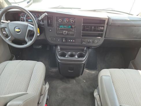 Used 2016 Chevrolet Express 3500 LT w/ LT Preferred Equipment Group RWD image 17
