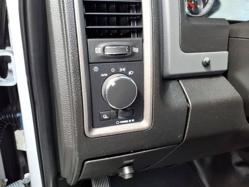 Used 2019 RAM 1500 Tradesman w/ Power & Remote Entry Group AWD/4WD image 18
