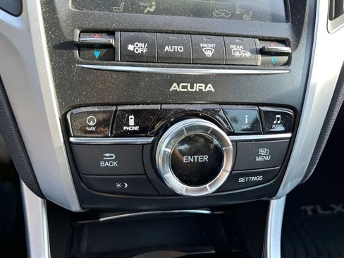 Used 2017 Acura TLX V6 w/ Technology Package FWD image 26