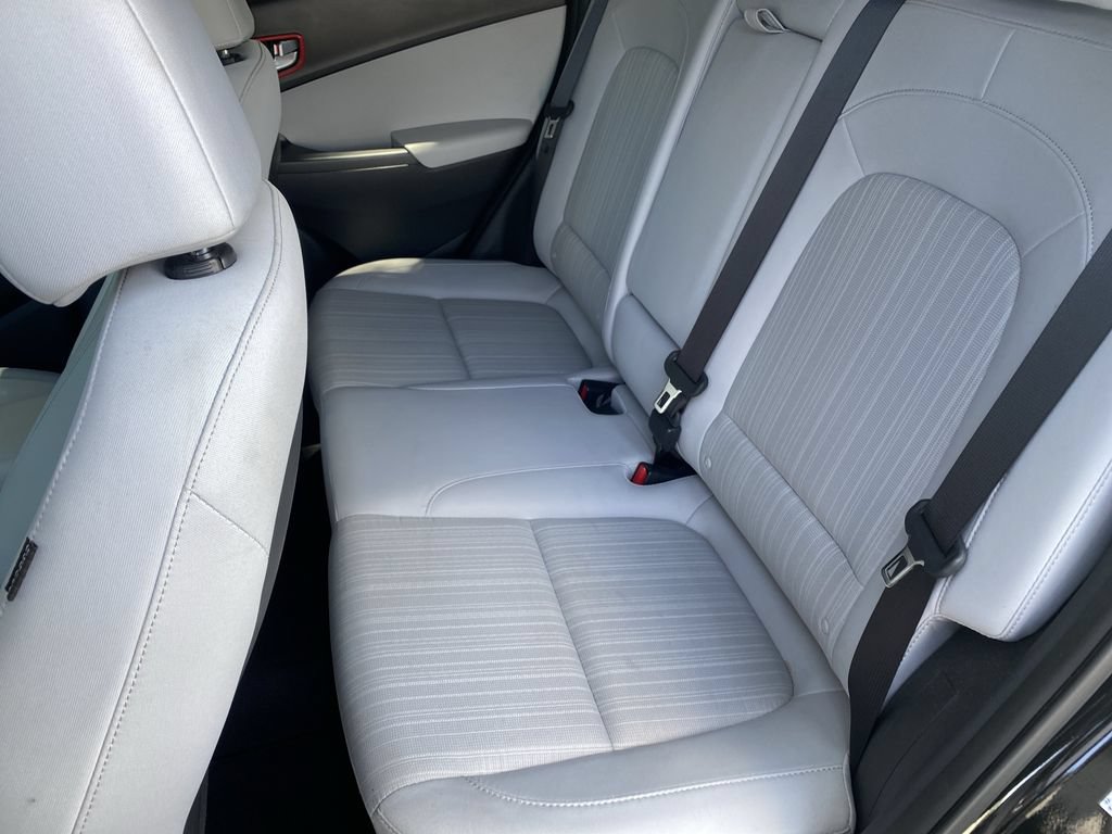 Certified 2022 Hyundai Kona SEL w/ Convenience Package FWD image 28