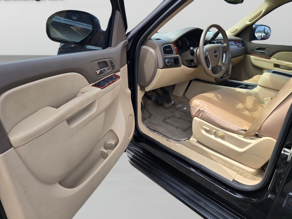 Used 2014 GMC Yukon XL SLT RWD image 24