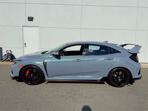 Used 2019 Honda Civic Type R image 3
