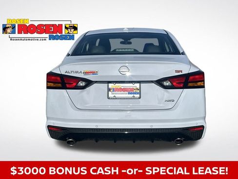 New 2025 Nissan Altima 2.5 SR w/ SR Premium Package image 4