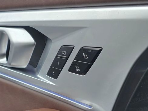 Used 2023 BMW XM AWD/4WD image 23