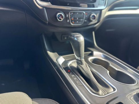 Used 2018 Chevrolet Traverse LS FWD image 23