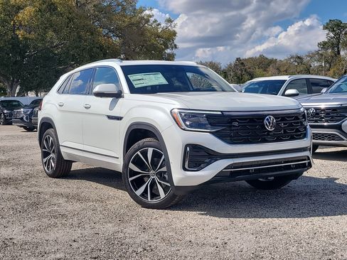New 2026 Volkswagen Atlas Cross Sport SEL Premium R-Line image 2