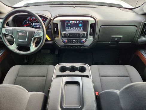 Used 2017 GMC Sierra 1500 SLE w/ SLE Value Package image 14