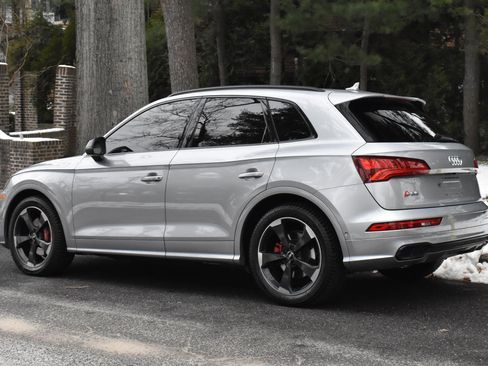 Used 2019 Audi SQ5 Prestige w/ Prestige Package image 7