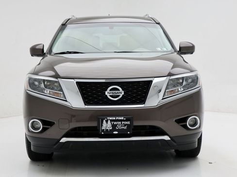 Used 2015 Nissan Pathfinder SL w/ SL Premium Package image 4
