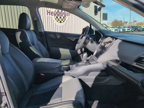 Used 2020 Subaru Outback Onyx Edition XT w/ Popular Package #2 image 17